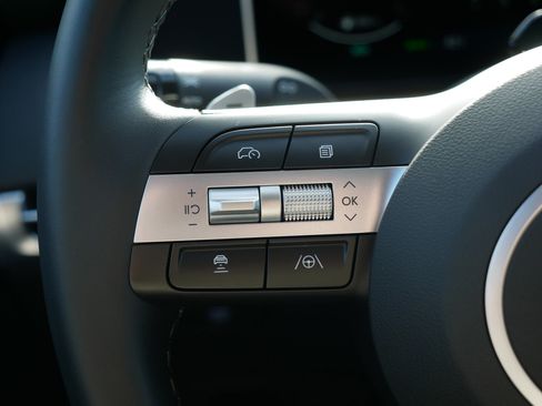 Certified 2025 Hyundai Tucson SEL image 31