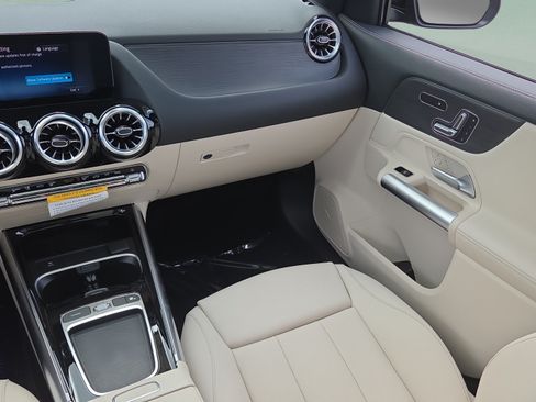 New 2026 Mercedes-Benz GLA 250 image 14