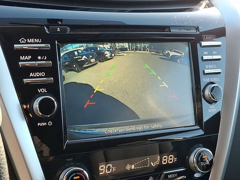 Used 2017 Nissan Murano S w/ Navigation Package image 19