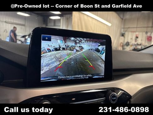 Used 2020 Ford Escape SE Sport FWD image 24