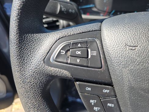 Used 2021 Ford EcoSport S image 21
