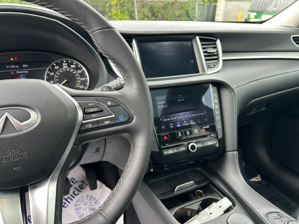 Used 2021 INFINITI QX50 Luxe AWD/4WD image 11