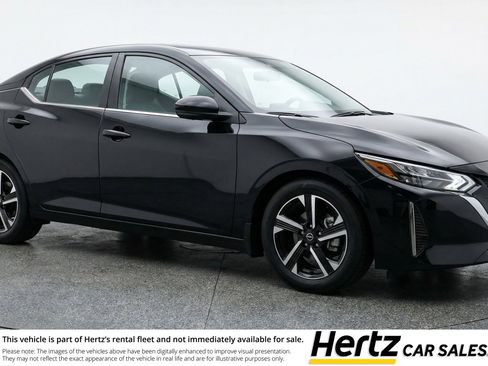 Used 2025 Nissan Sentra SV image 1