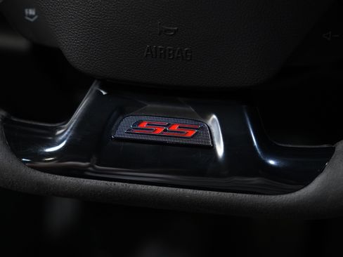 Used 2019 Chevrolet Camaro SS RWD image 35