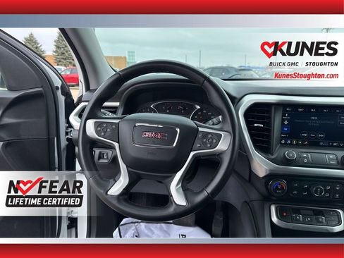 Used 2023 GMC Acadia SLT image 44