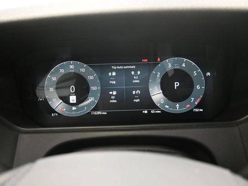 Used 2026 Land Rover Range Rover Velar S AWD/4WD image 6