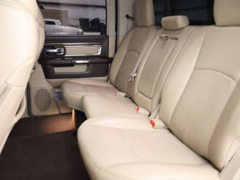 Used 2015 RAM 2500 Laramie w/ Convenience Group AWD/4WD image 57