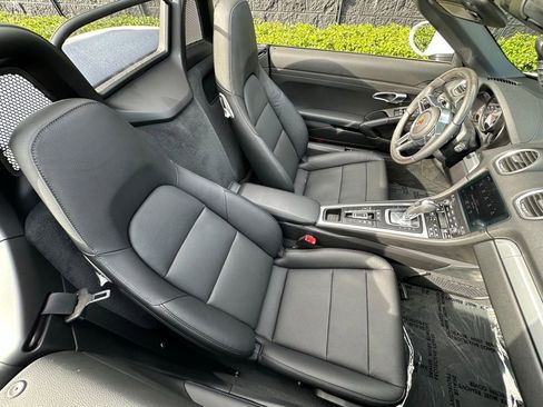 Used 2025 Porsche 718 Boxster S image 38