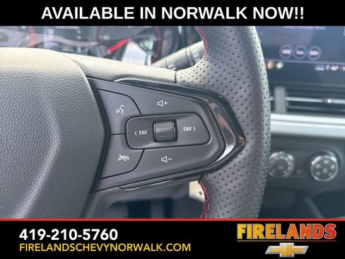 Used 2024 Chevrolet Trax RS image 11