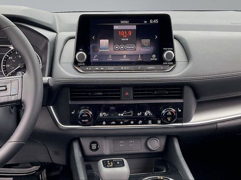 New 2026 Nissan Rogue SV FWD image 8