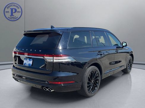 Used 2023 Lincoln Aviator Reserve w/ Equipment Group 201A AWD/4WD image 7