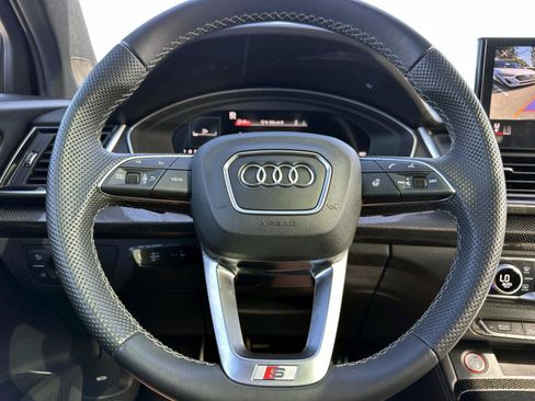 Used 2023 Audi SQ5 Premium Plus w/ Premium Plus Package image 28