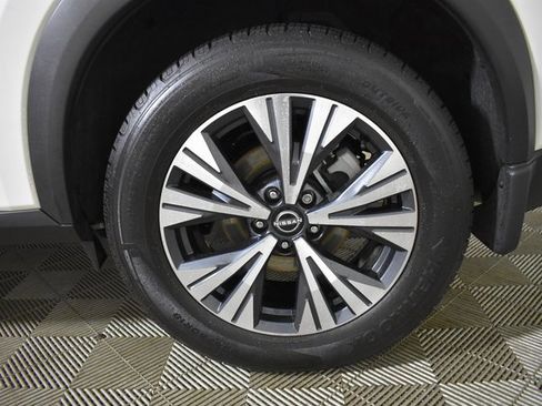 Certified 2022 Nissan Rogue SV w/ SV Premium Package image 43