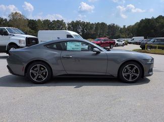 New 2025 Ford Mustang Coupe video 3