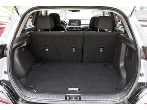 Used 2022 Hyundai Kona SEL FWD image 6