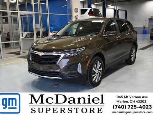Used 2023 Chevrolet Equinox LT AWD/4WD image 1