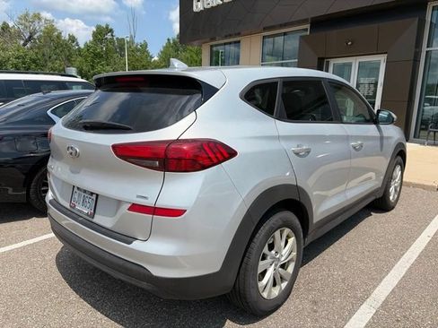 Used 2019 Hyundai Tucson SE AWD/4WD image 4