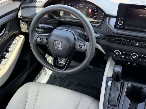 Used 2023 Honda Accord LX image 13