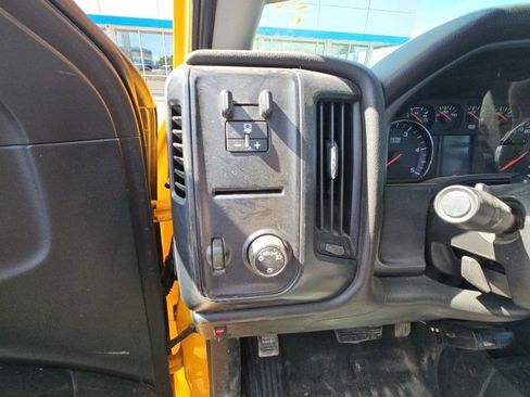 Used 2019 Chevrolet Silverado 2500 W/T image 15