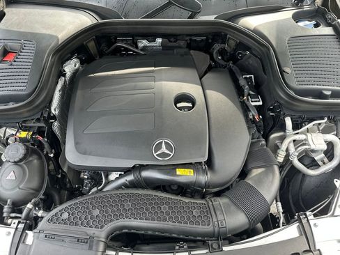 Certified 2022 Mercedes-Benz GLC 300 w/ Premium Package Lite image 16