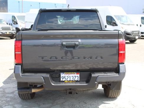 Used 2024 Toyota Tacoma TRD Sport RWD image 5