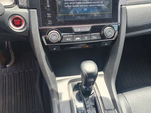 Used 2018 Honda Civic Sport Touring image 8