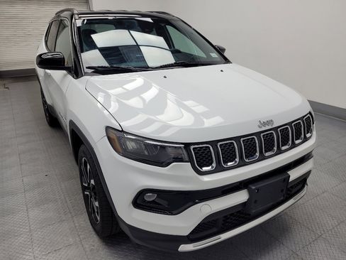 Used 2024 Jeep Compass Limited AWD/4WD image 14