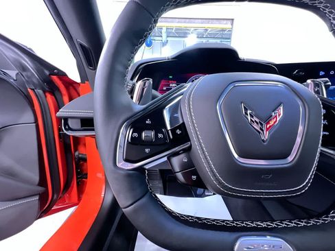 Used 2025 Chevrolet Corvette Z06 w/ Stealth Interior Trim Package RWD image 20
