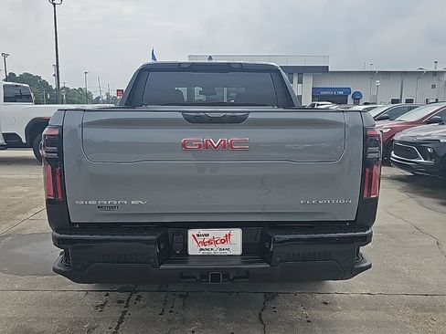New 2026 GMC Sierra EV Elevation image 5