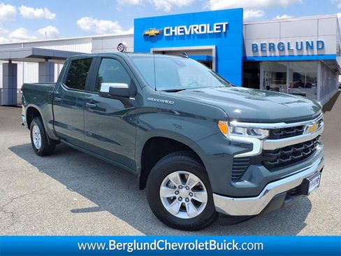 Used 2025 Chevrolet Silverado 1500 LT RWD image 1