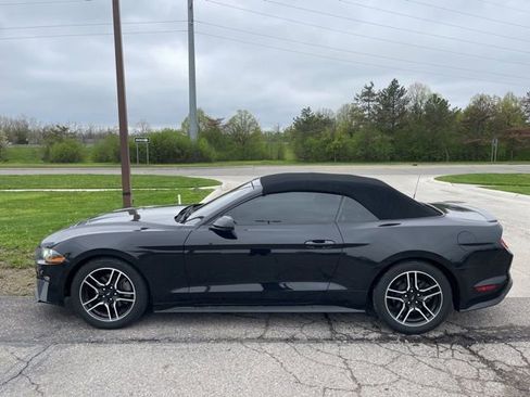 Used 2021 Ford Mustang Premium RWD image 32
