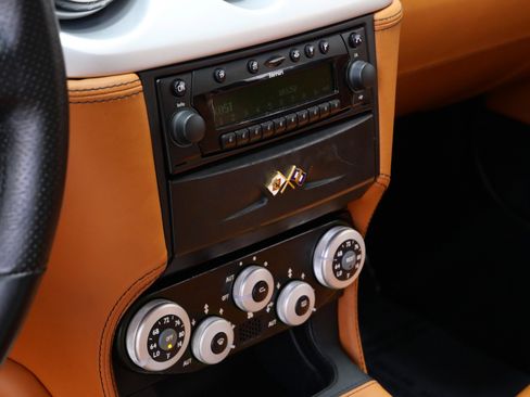 Used 2005 Ferrari 612 Scaglietti image 16