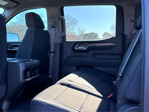 New 2026 Chevrolet Silverado 1500 LT Trail Boss w/ Convenience Package II image 18