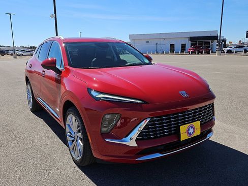 New 2026 Buick Envision Avenir image 7