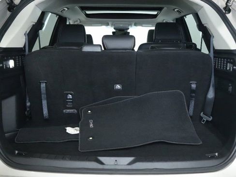 Used 2024 MAZDA CX-90 3.3 Turbo w/ Premium Package image 33