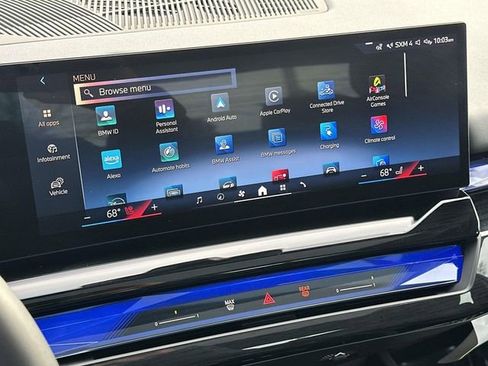 Used 2026 BMW 550e xDrive w/ Premium Package image 33