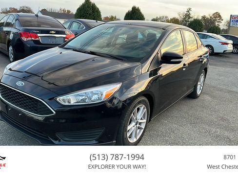 Used 2017 Ford Focus SE image 1