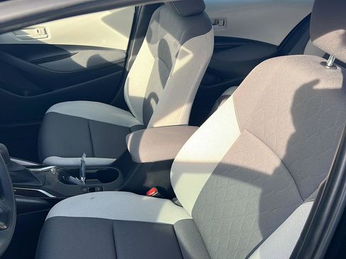Certified 2025 Toyota Corolla LE w/ Convenience Package FWD image 27