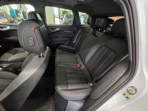 New 2024 Audi Q4 e-tron Premium Plus AWD/4WD image 20