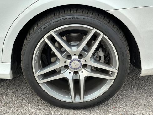 Used 2015 Mercedes-Benz E 350 Sedan image 27