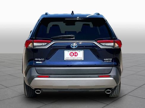 Used 2023 Toyota RAV4 Limited AWD/4WD image 5