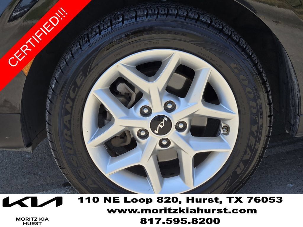 Certified 2024 Kia Soul LX w/ Option Group 015 FWD image 16