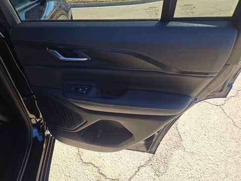 Certified 2023 Jeep Grand Cherokee Altitude image 8