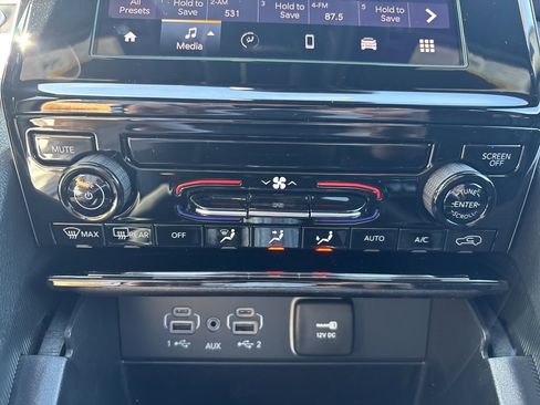 New 2026 Jeep Grand Cherokee Laredo AWD/4WD image 4
