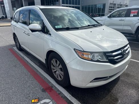 Used 2017 Honda Odyssey EX-L image 2
