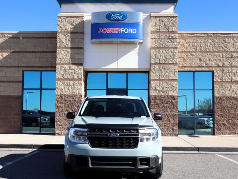 Certified 2023 Ford Maverick XLT w/ Equipment Group 300A Standard image 3