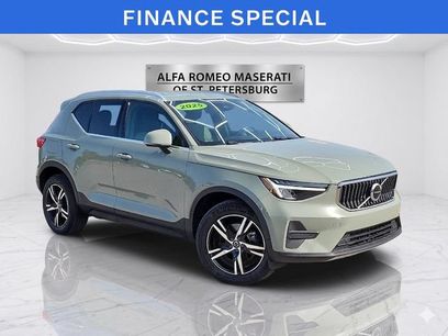 Used 2025 Volvo XC40 B5 Core