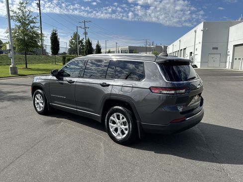 Used 2024 Jeep Grand Cherokee L Limited w/ MOPAR Finishing Package AWD/4WD image 8