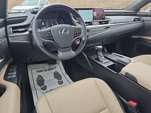 Used 2019 Lexus ES 350 Luxury image 14