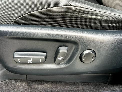 Used 2021 Toyota 4Runner SR5 image 12